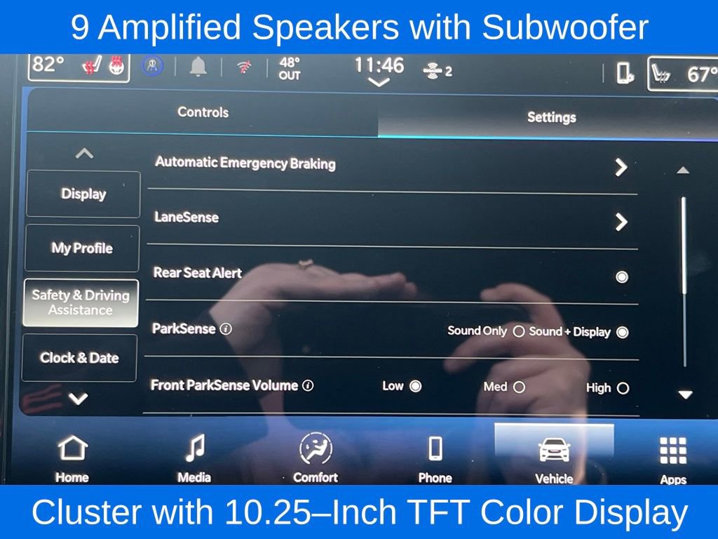 New 2026 Chrysler Pacifica Select image 17