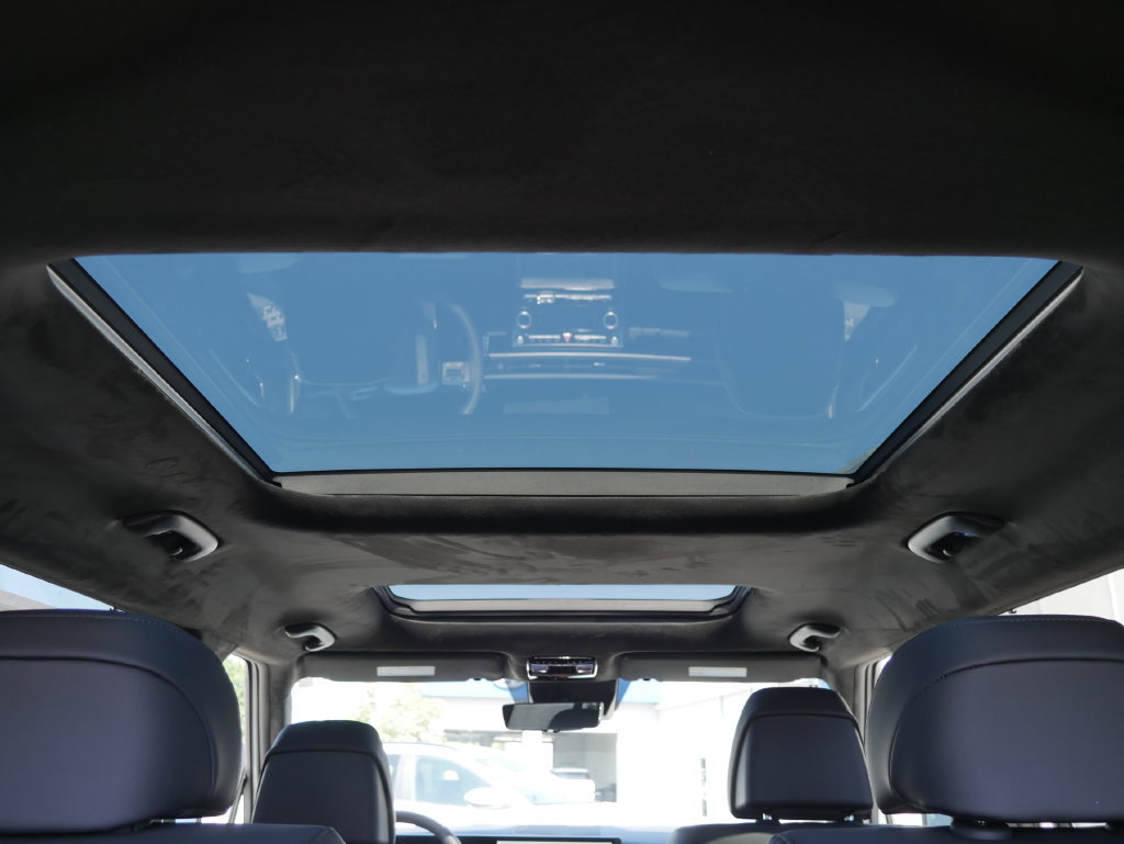 New 2026 Hyundai Santa Fe Calligraphy FWD image 11