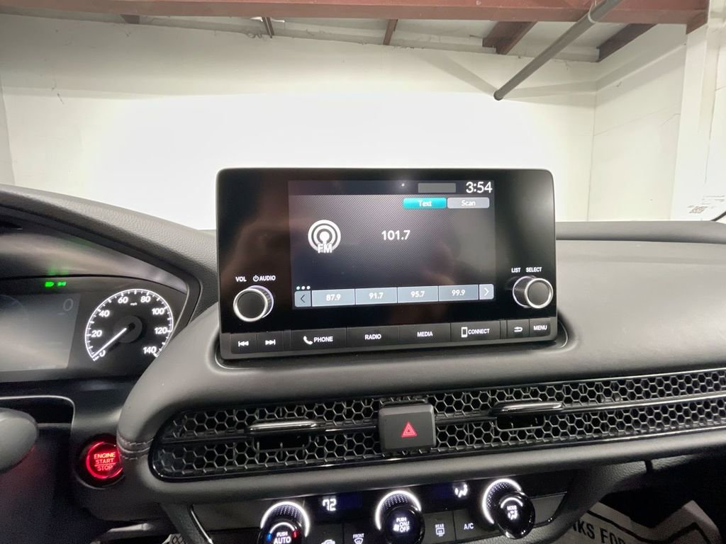 Used 2025 Honda HR-V LX image 13