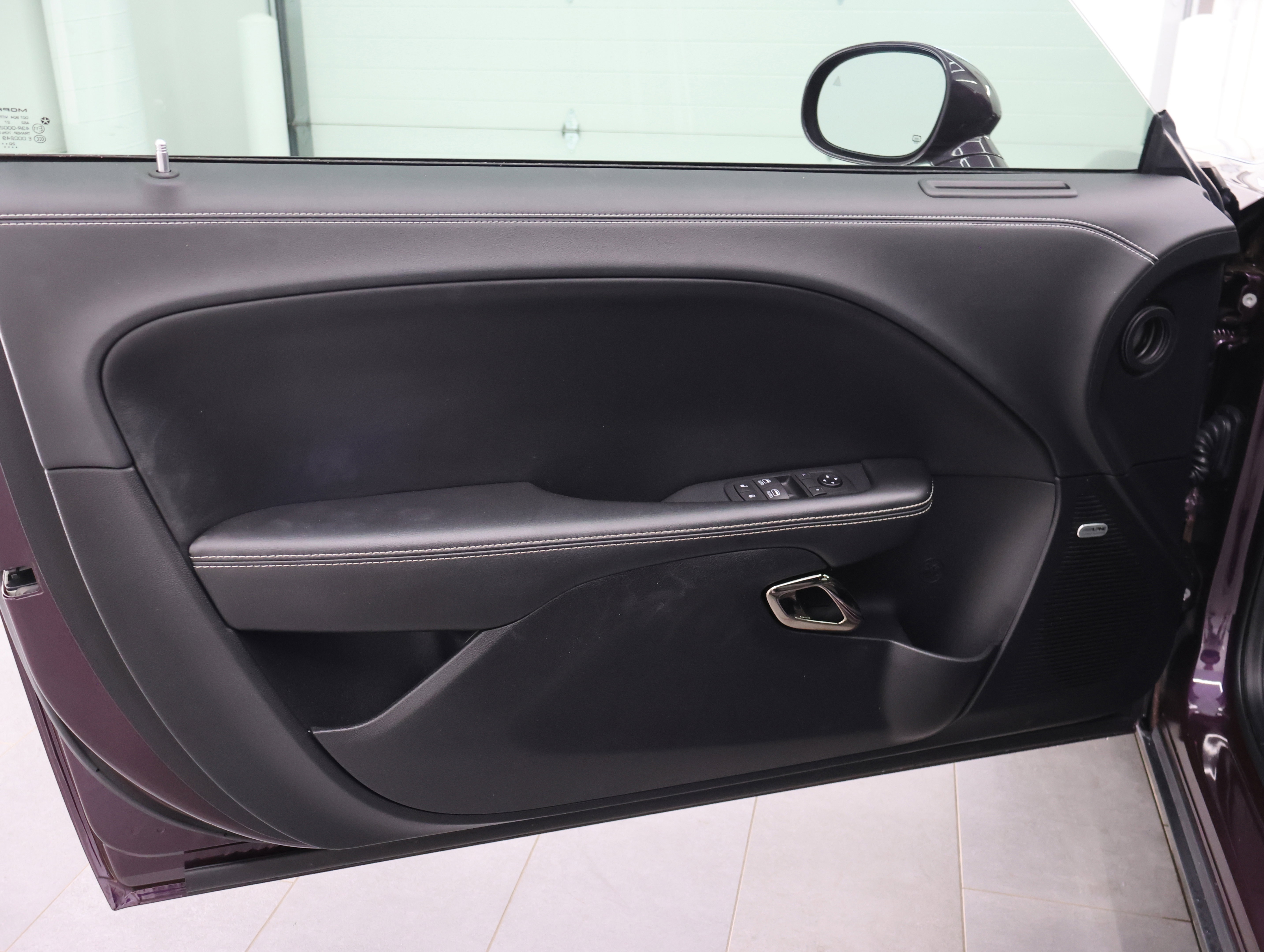 Used 2020 Dodge Challenger SRT Hellcat Redeye image 33