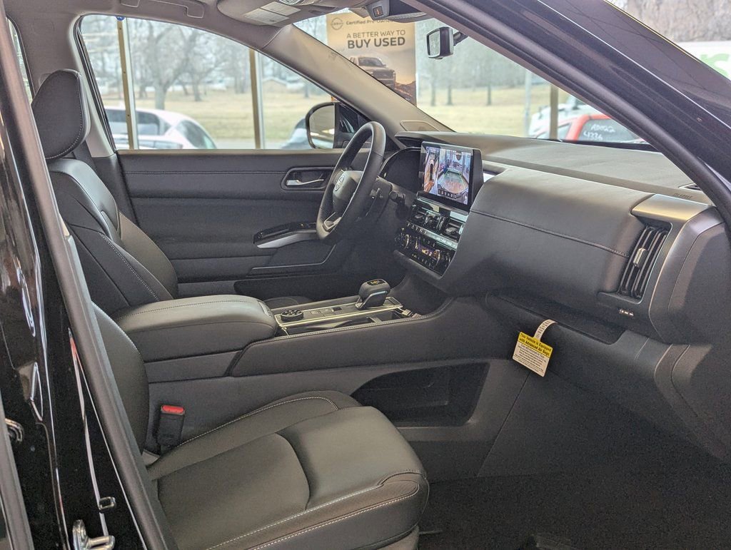 New 2026 Nissan Pathfinder SL image 26