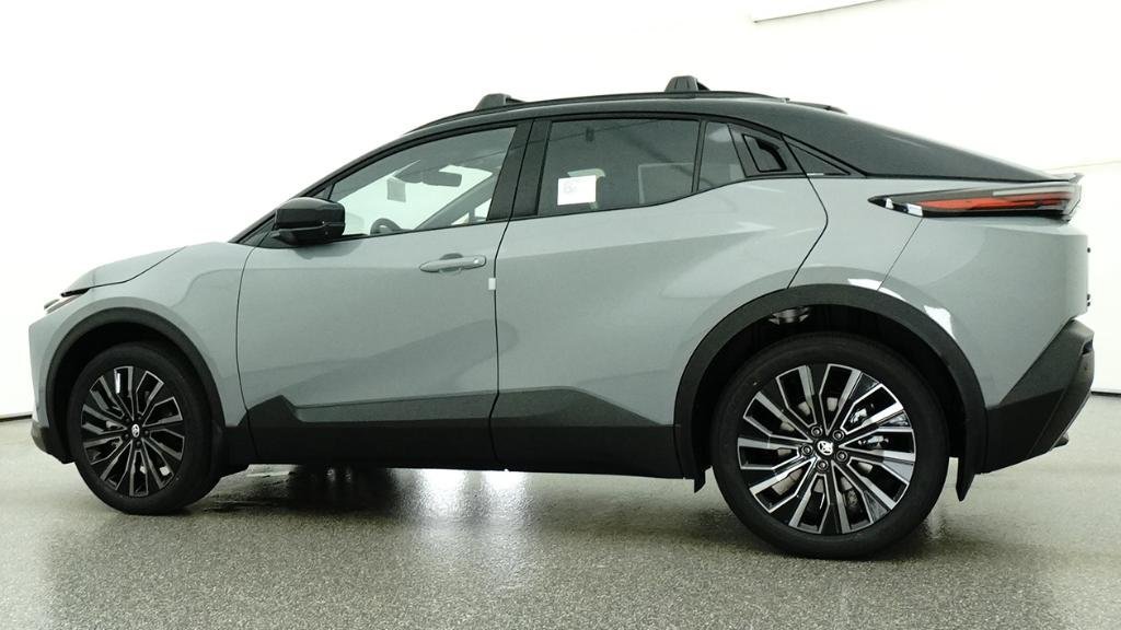 New 2026 Toyota C-HR AWD/4WD image 36