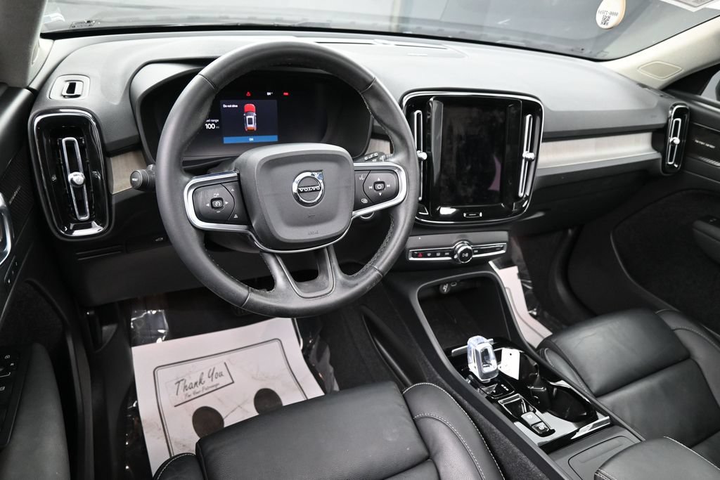 Used 2023 Volvo XC40 B5 Ultimate w/ Climate Package AWD/4WD image 24