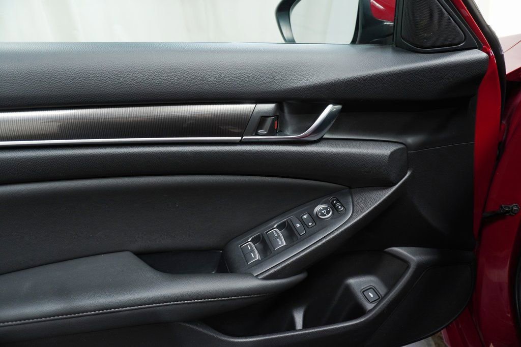 Used 2019 Honda Accord Sport image 18