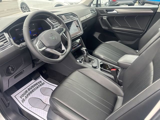 Certified 2024 Volkswagen Tiguan SE image 10