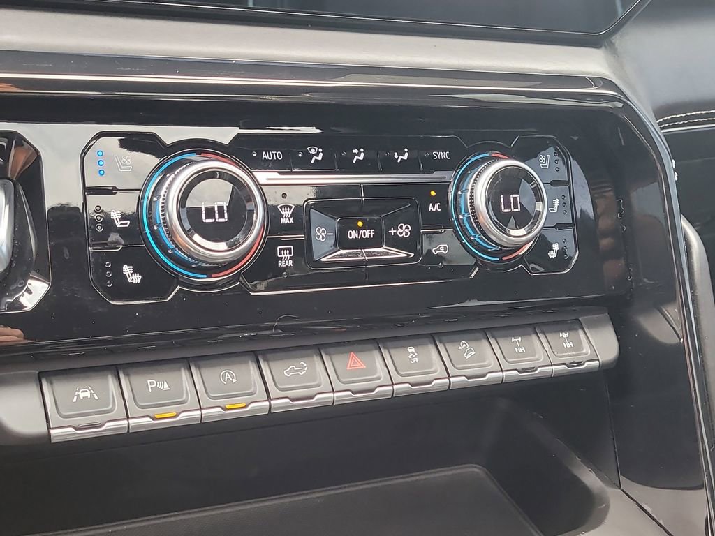 Used 2022 GMC Sierra 1500 AT4X image 24