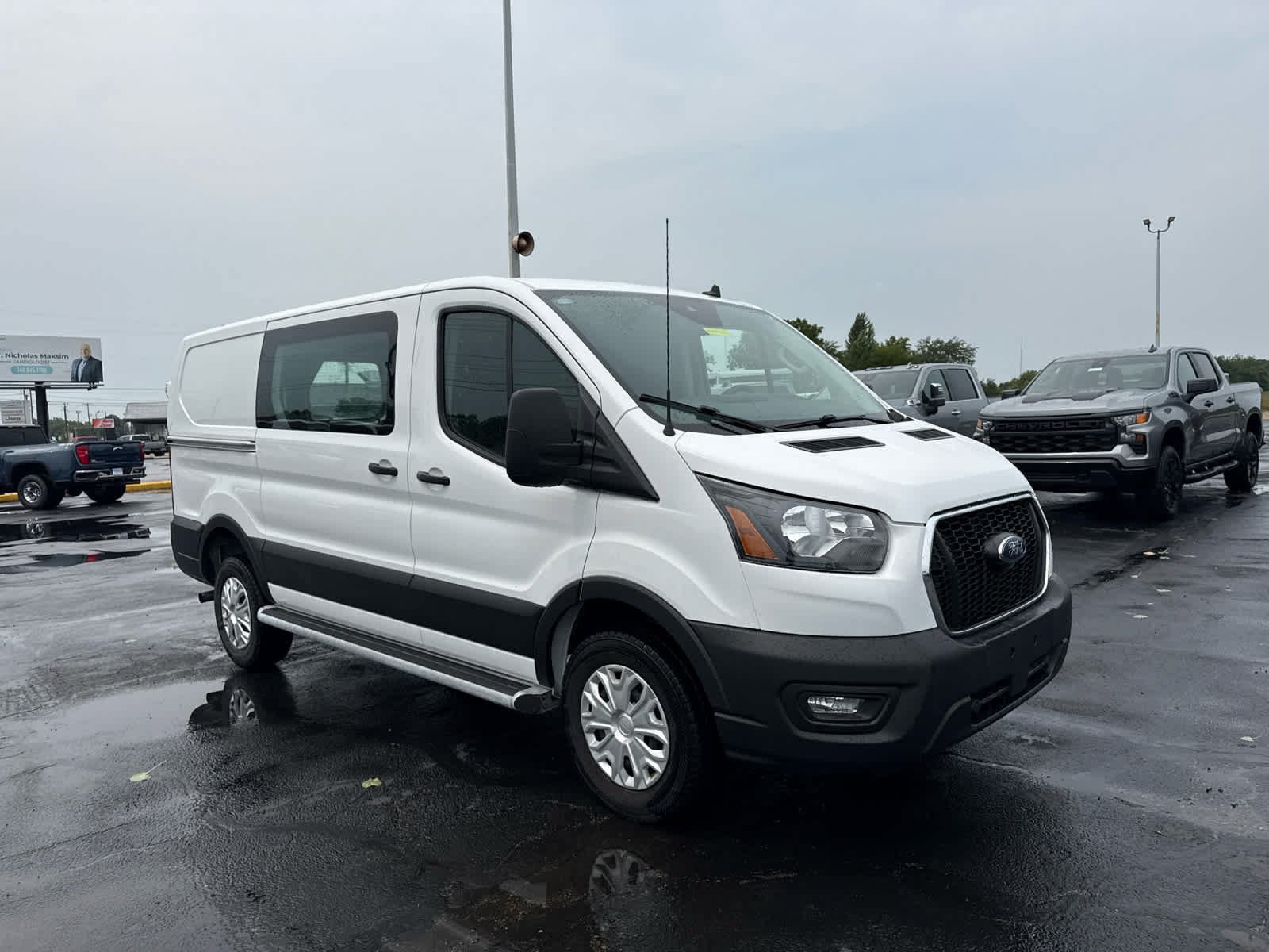Used 2025 Ford Transit 250 Low Roof w/ Exterior Upgrade Package RWD image 7