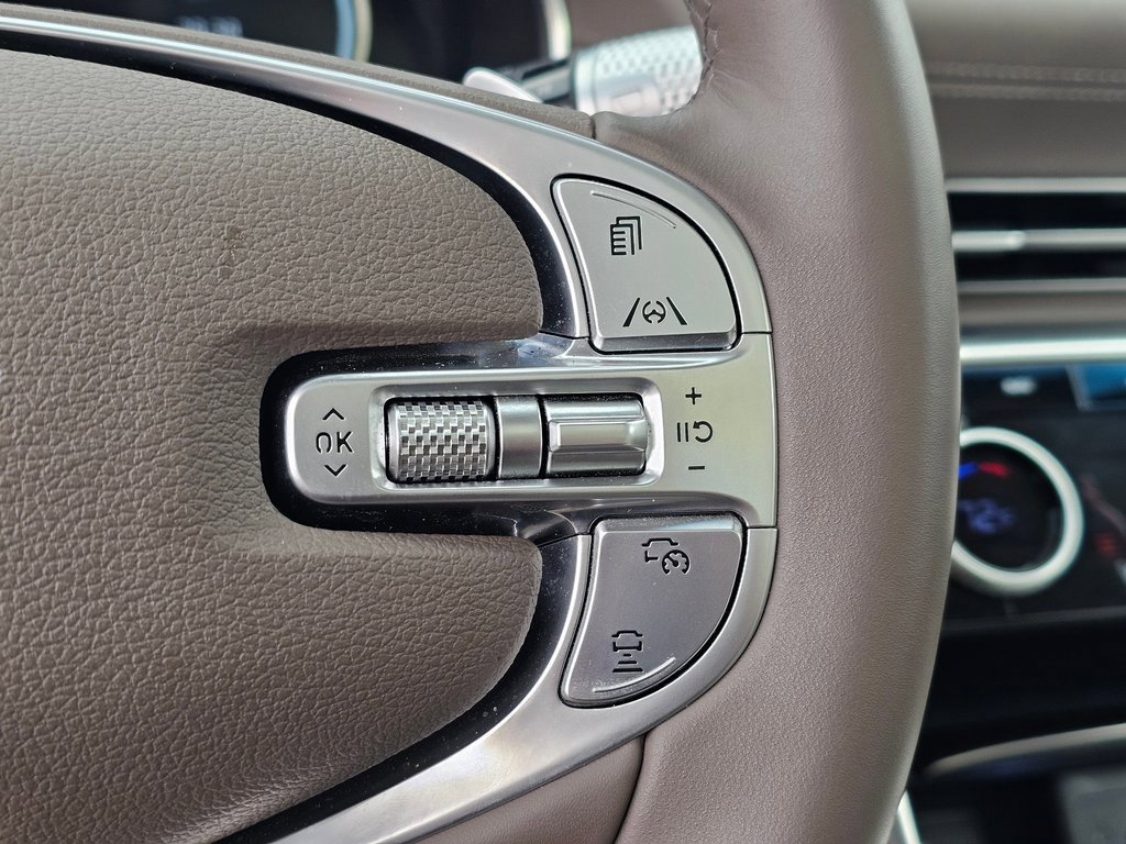 Used 2023 Genesis GV80 3.5T Advanced + w/ Advanced Package image 35