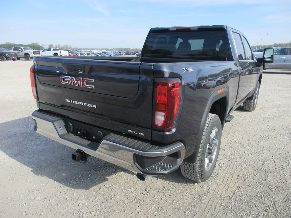 New 2026 GMC Sierra 2500 SLE image 4