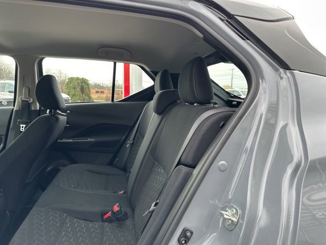 Certified 2023 Nissan Kicks SV image 9