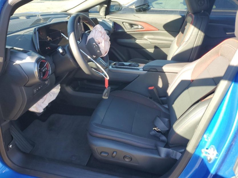 Used 2025 Chevrolet Equinox EV RS image 6