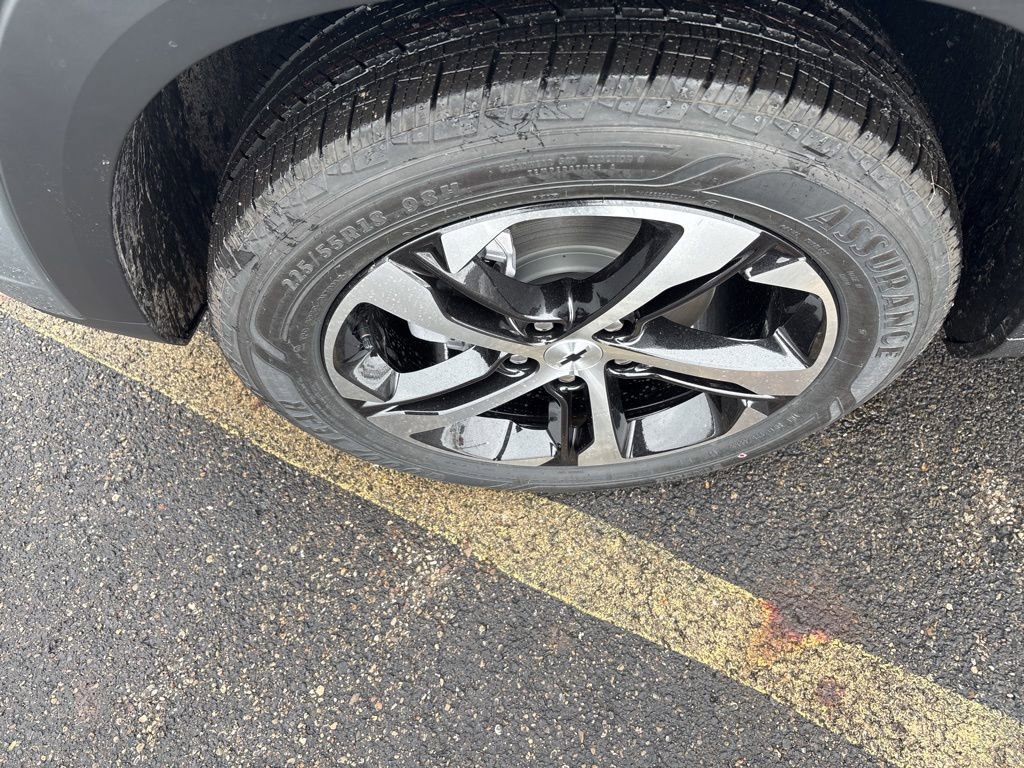 New 2026 Chevrolet Trax RS w/ Driver Confidence Package image 4