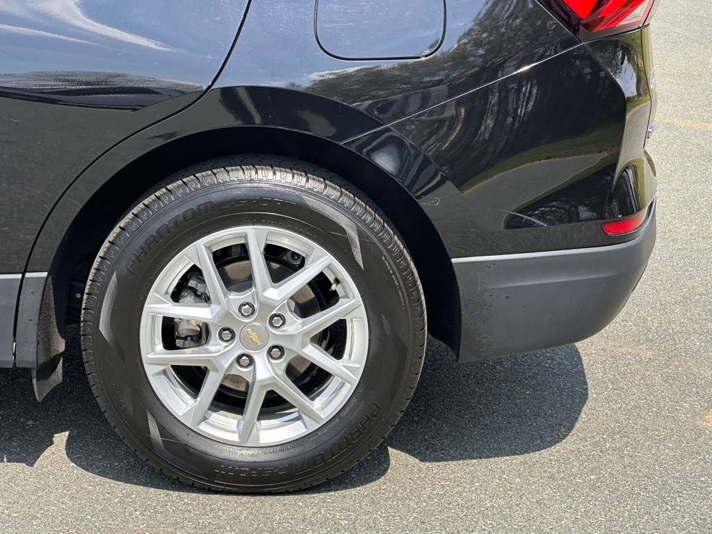 Used 2023 Chevrolet Equinox LS w/ LS Convenience Package image 38