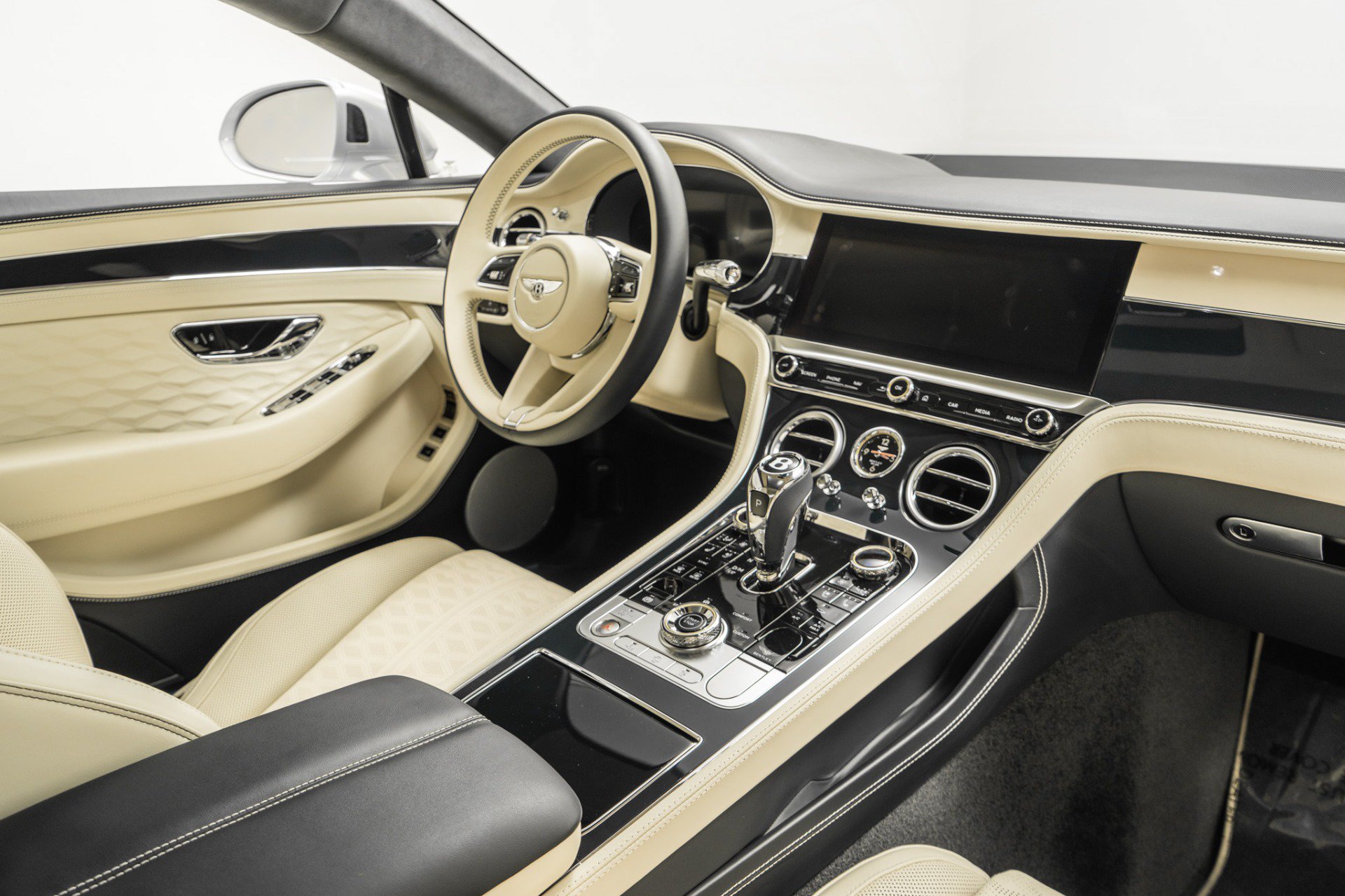 Used 2025 Bentley Continental GT Speed AWD/4WD image 27