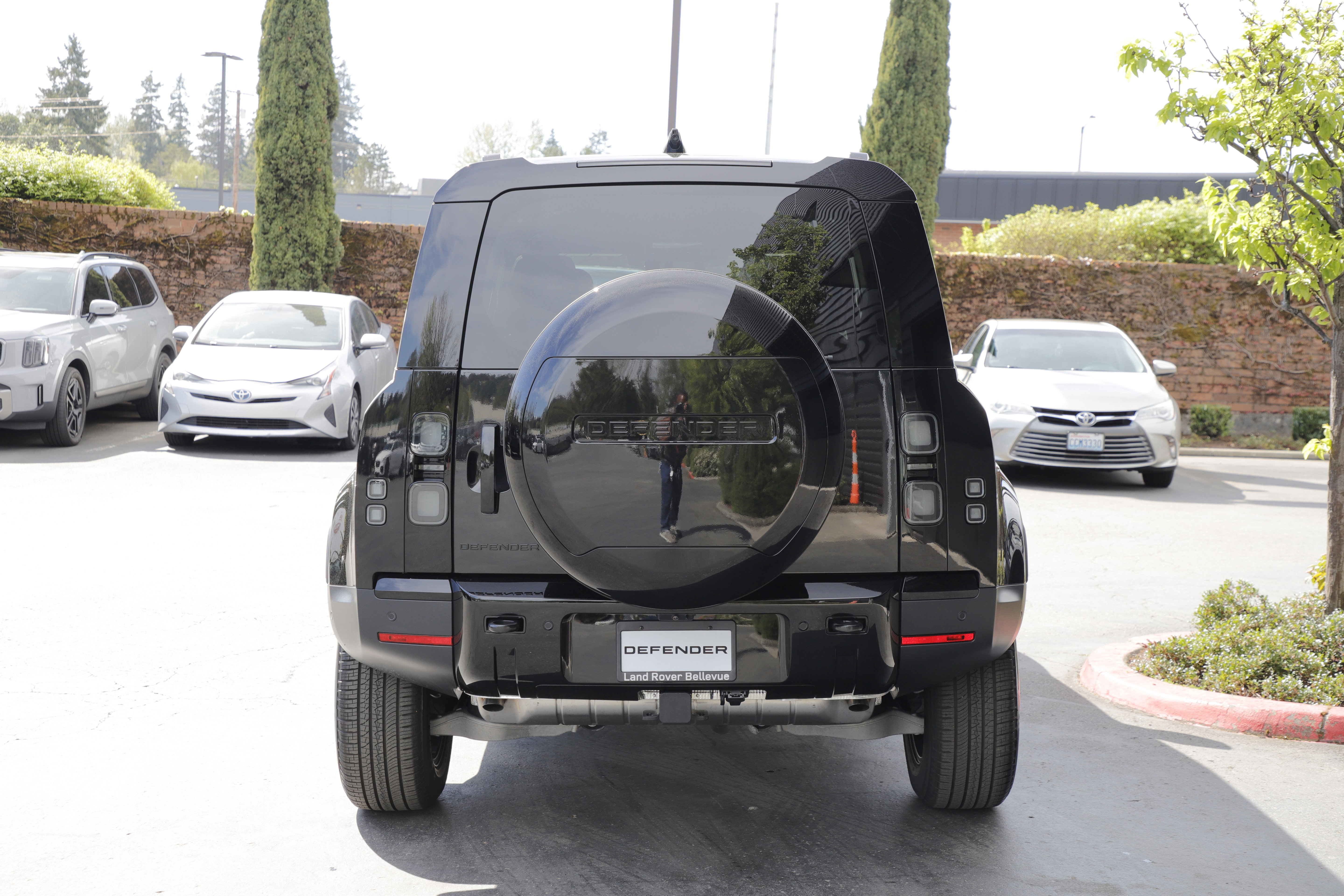 New 2026 Land Rover Defender 110 S AWD/4WD image 5