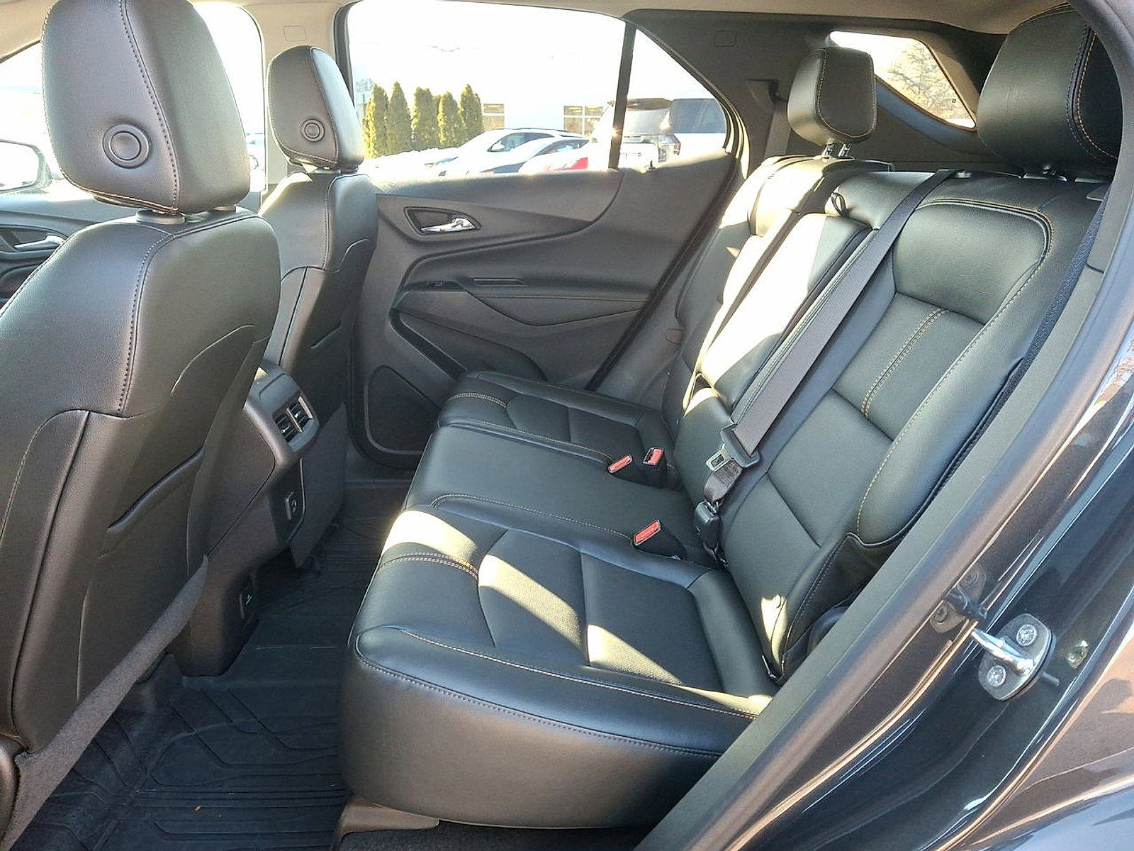 Certified 2022 Chevrolet Equinox Premier w/ LPO, Floor Liner Package image 20