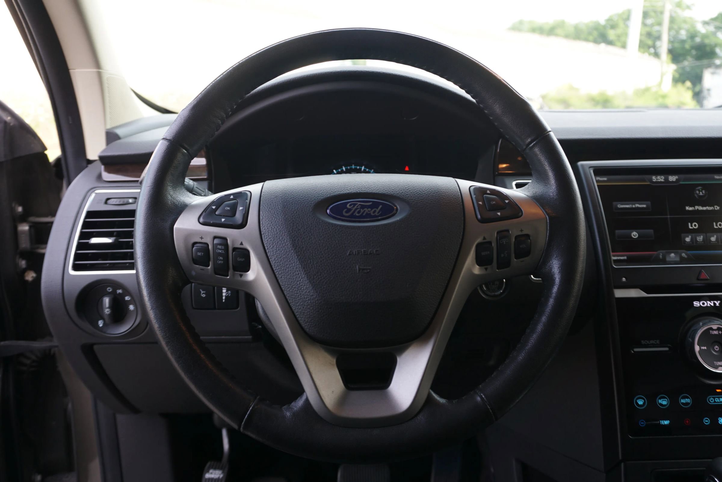 Used 2014 Ford Flex Limited w/ Equipment Group 301A FWD image 32