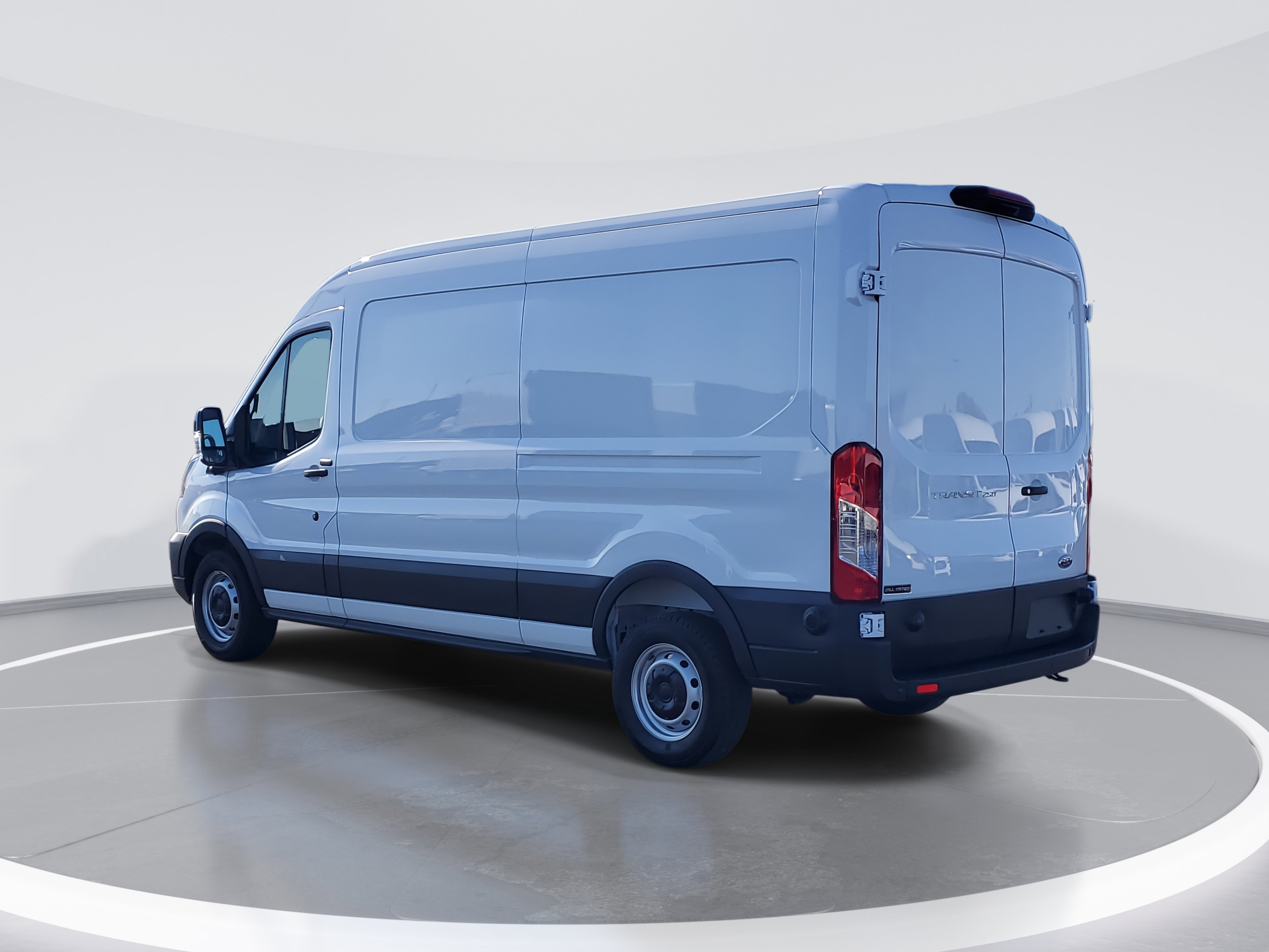 New 2025 Ford Transit 250 148 Medium Roof w/ Load Area Protection Package image 4
