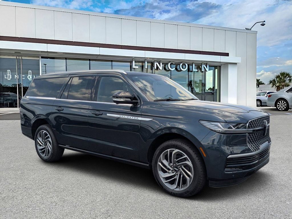 New 2026 Lincoln Navigator L Reserve AWD/4WD image 1