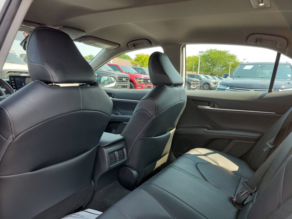Used 2023 Toyota Camry XSE w/ Cold Weather Package FWD image 16