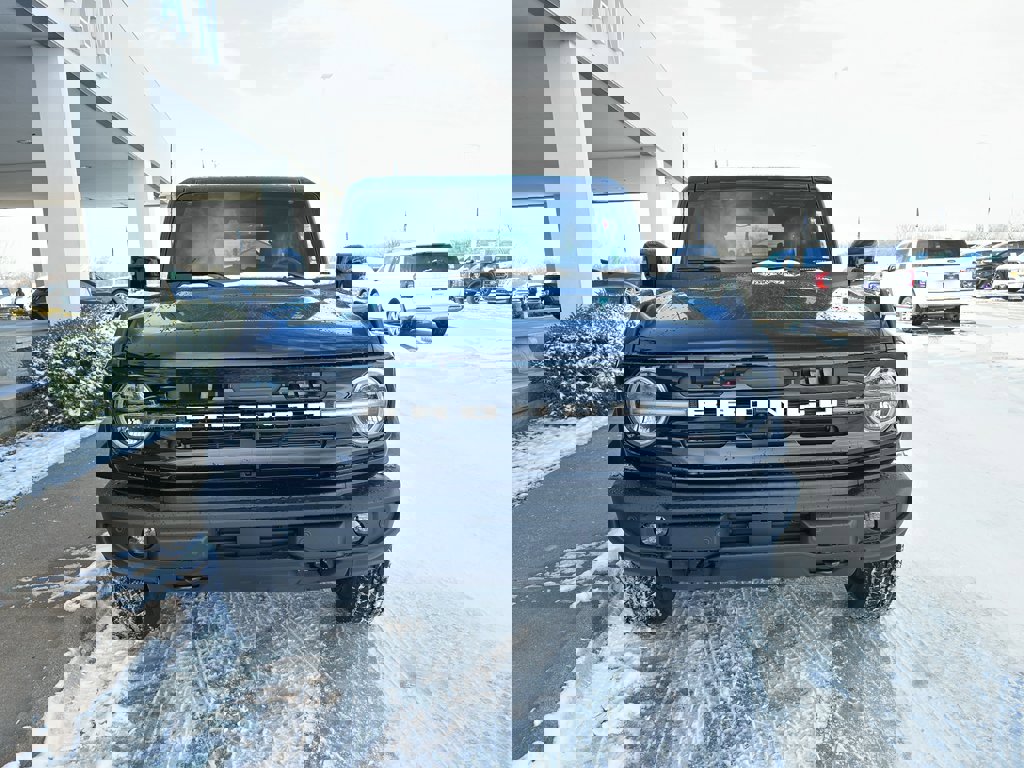 New 2025 Ford Bronco Outer Banks image 8