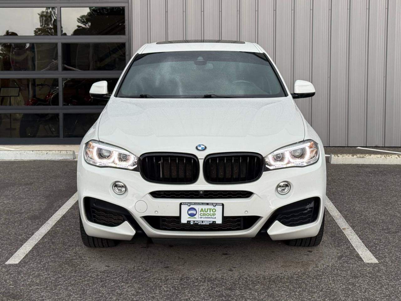 Used 2019 BMW X6 xDrive50i w/ M Sport Package AWD/4WD image 2