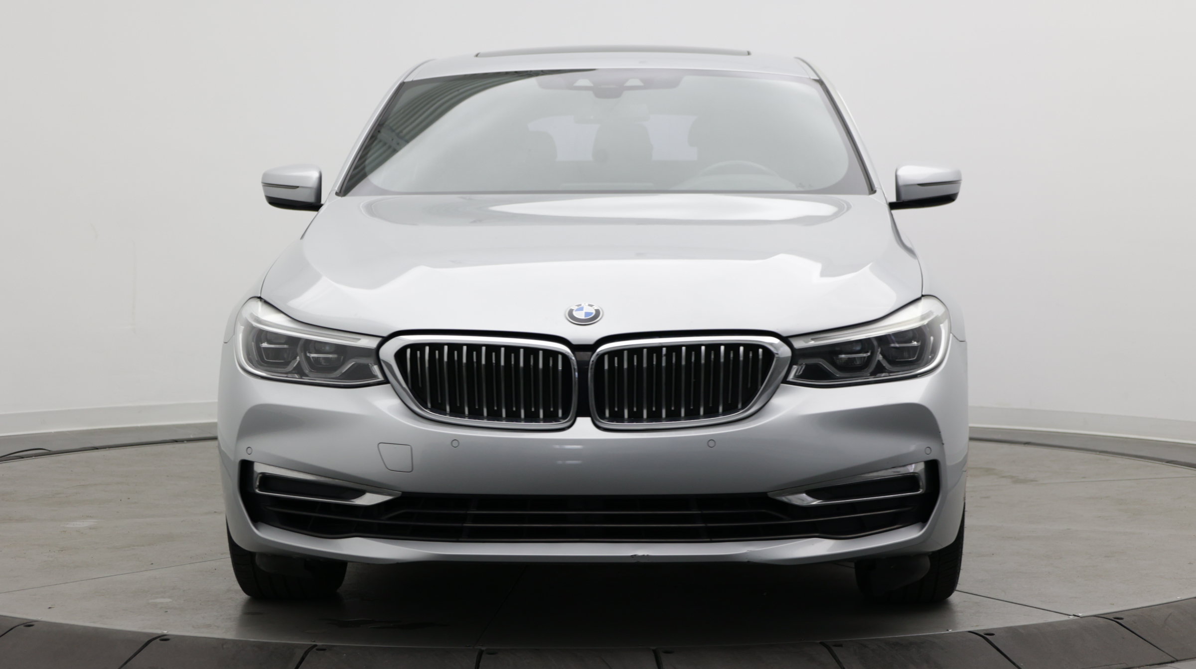 Used 2019 BMW 640i Gran Turismo xDrive AWD/4WD image 2