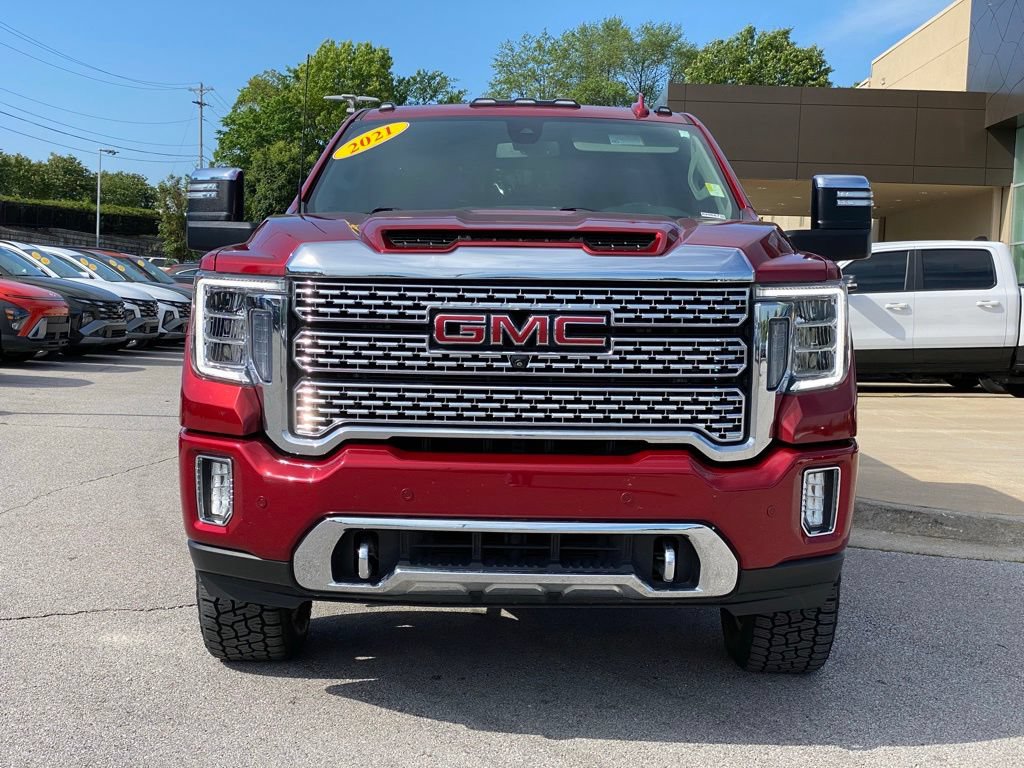 Used 2021 GMC Sierra 2500 Denali AWD/4WD image 2