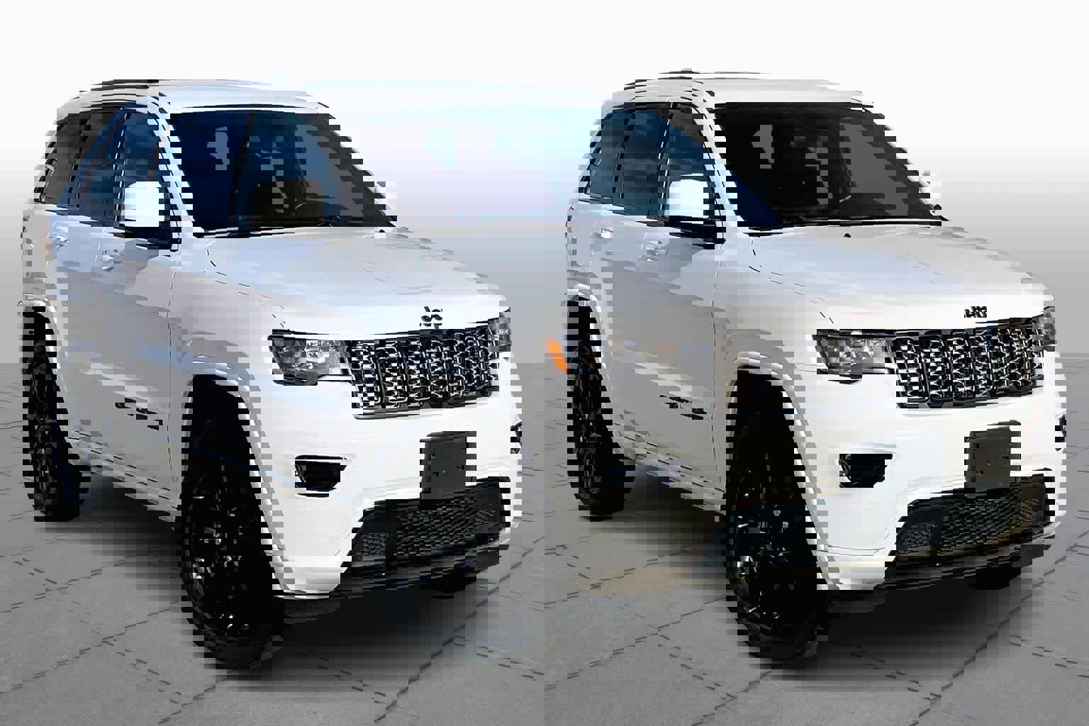 Used 2021 Jeep Grand Cherokee Laredo X image 2