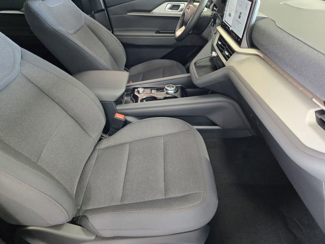 New 2026 Ford Explorer Active image 11