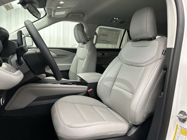 New 2026 Ford Explorer Active w/ Active Comfort Package AWD/4WD image 15