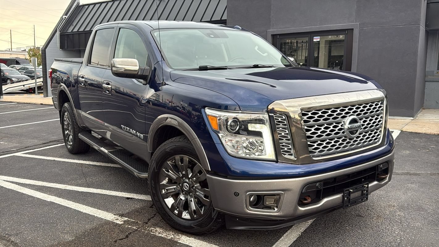 Used 2018 Nissan Titan Platinum Reserve AWD/4WD image 1