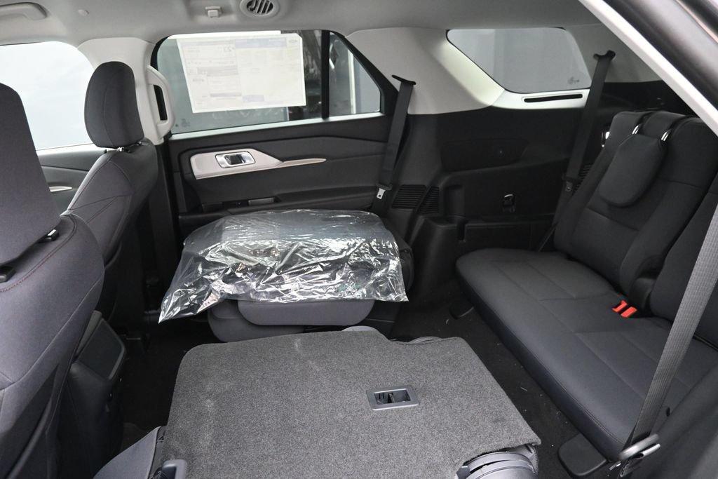 New 2026 Ford Explorer Active AWD/4WD image 23