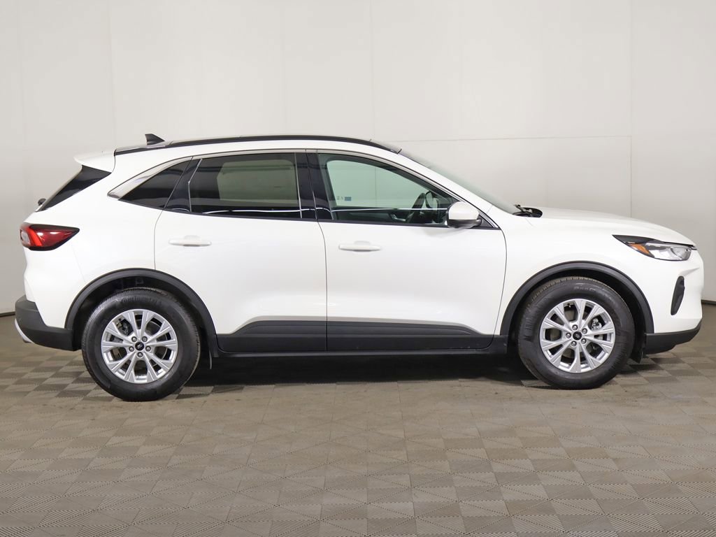 Used 2023 Ford Escape Active w/ Tech Pack #2 FWD image 21
