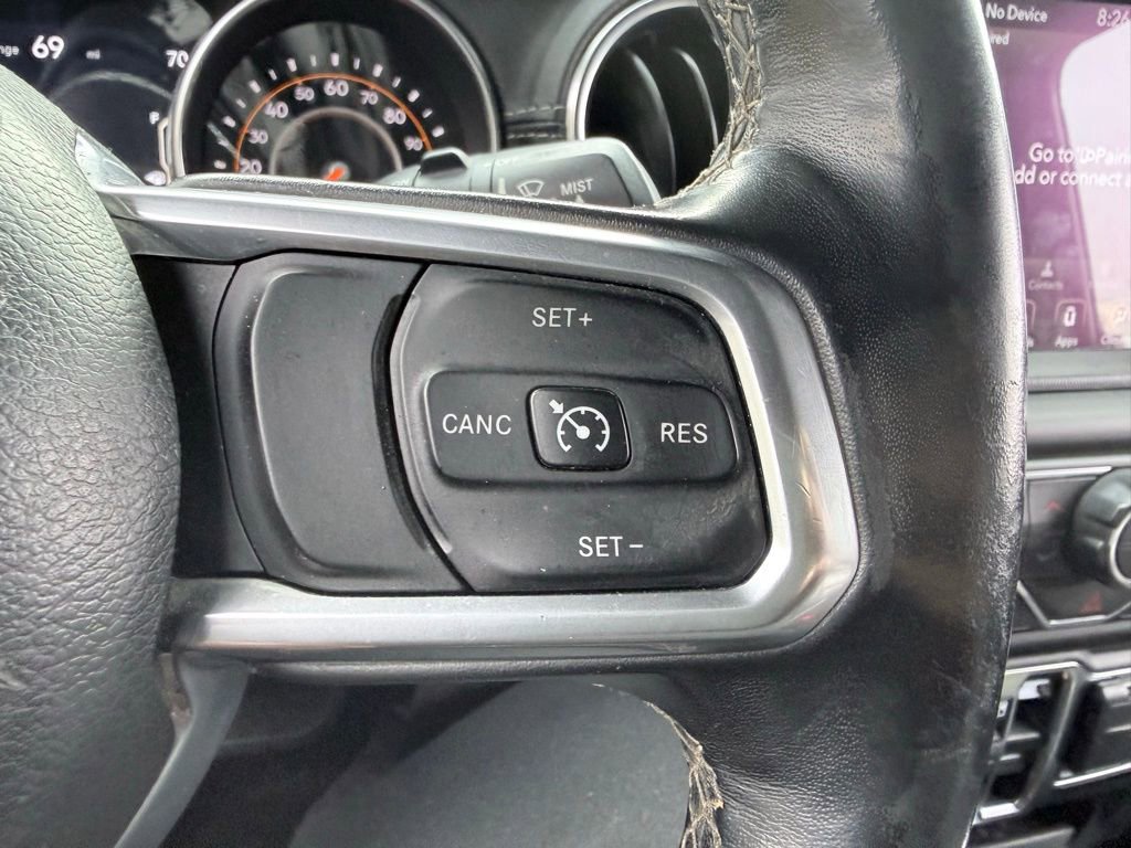 Used 2018 Jeep Wrangler Unlimited Sahara image 14