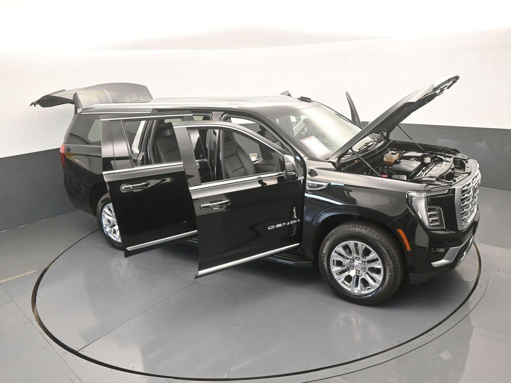 Used 2025 GMC Yukon XL Denali AWD/4WD image 81
