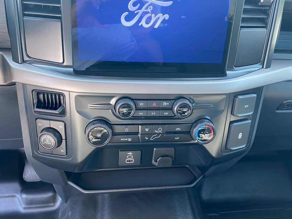 New 2026 Ford F150 XL w/ Equipment Group 103A High AWD/4WD image 17