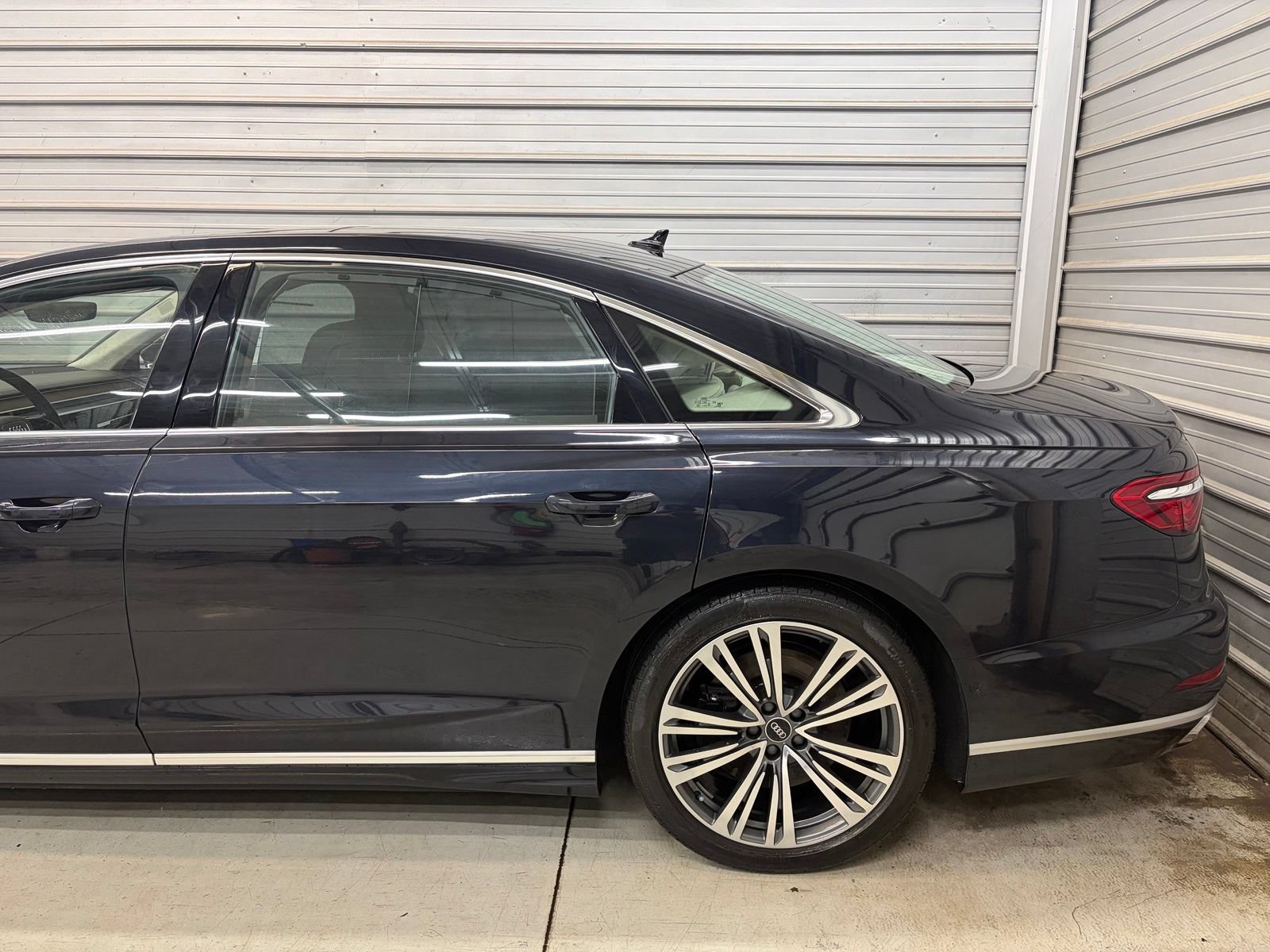 Used 2021 Audi A8 L 4.0T w/ Luxury Package AWD/4WD image 5