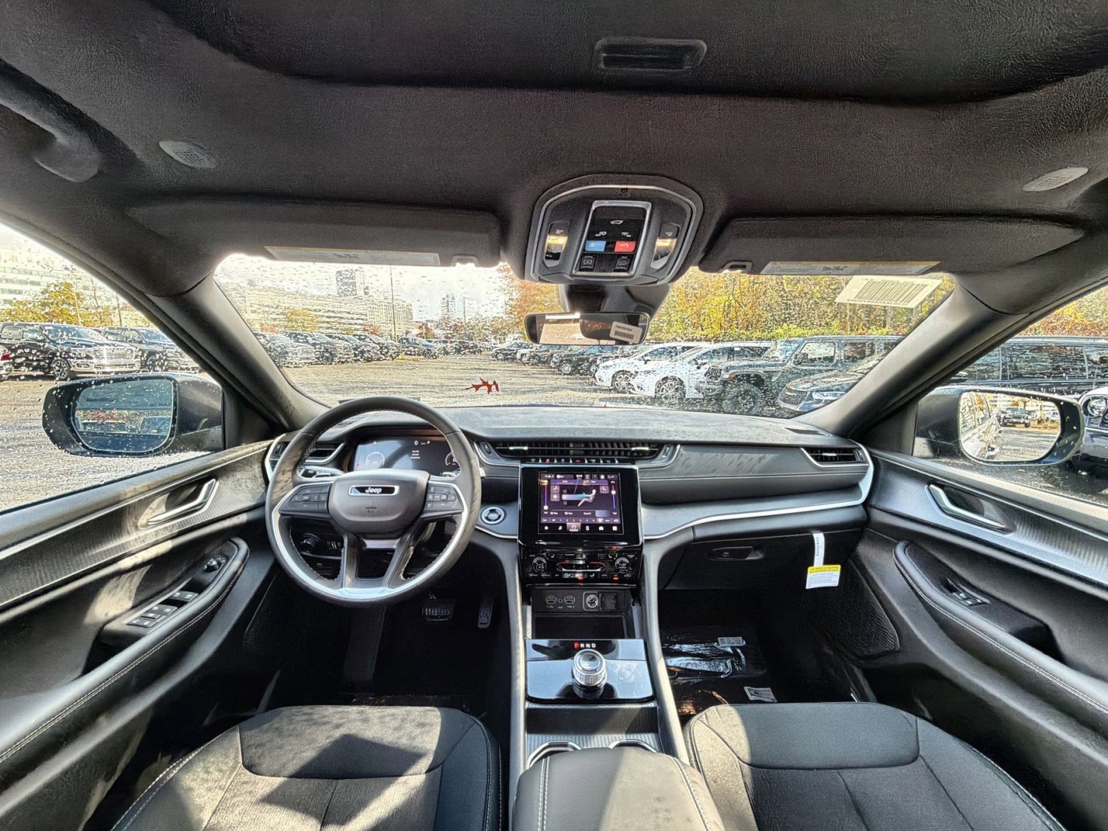 New 2025 Jeep Grand Cherokee L Laredo w/ Luxury Tech Group I image 22