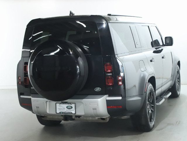 Certified 2023 Land Rover Defender 130 SE AWD/4WD image 9