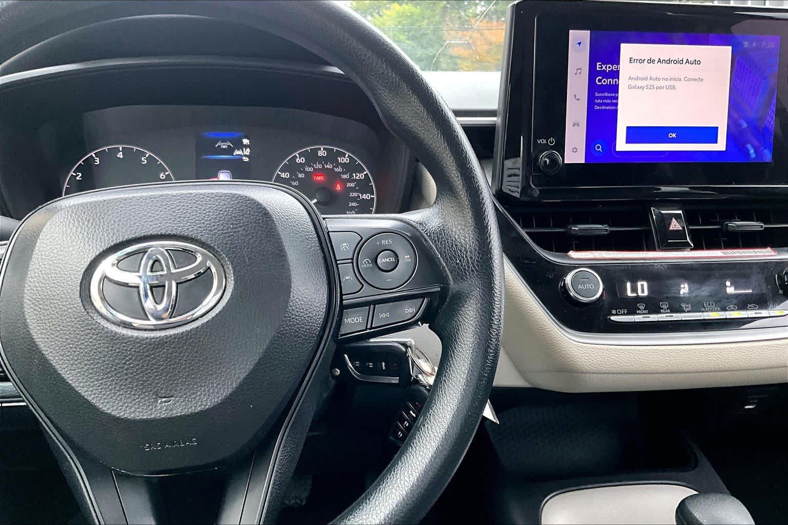 Used 2025 Toyota Corolla LE FWD image 25