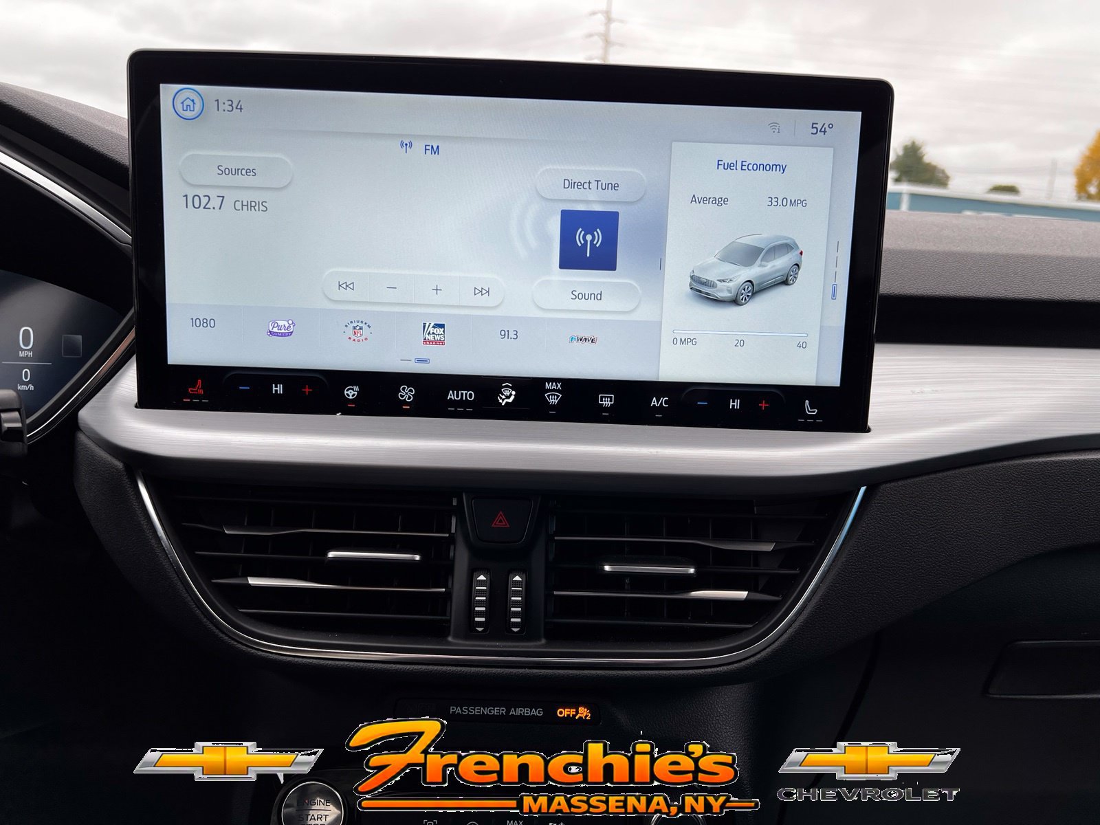 Used 2025 Ford Escape Platinum AWD/4WD image 17