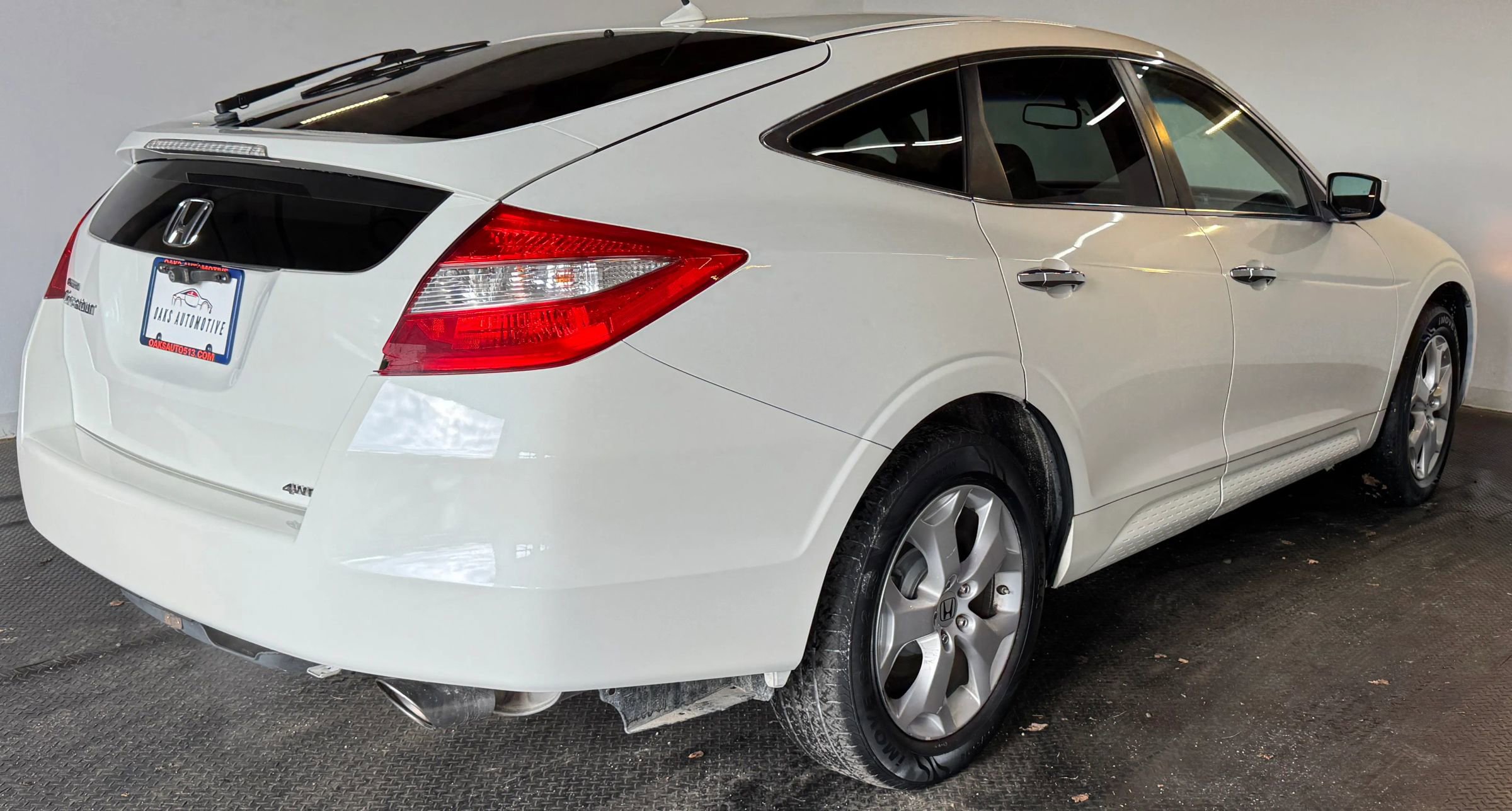 Used 2010 Honda Crosstour EX-L image 6