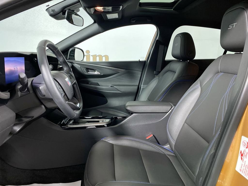 Certified 2024 Buick Envista Sport Touring w/ Convenience I Package image 11