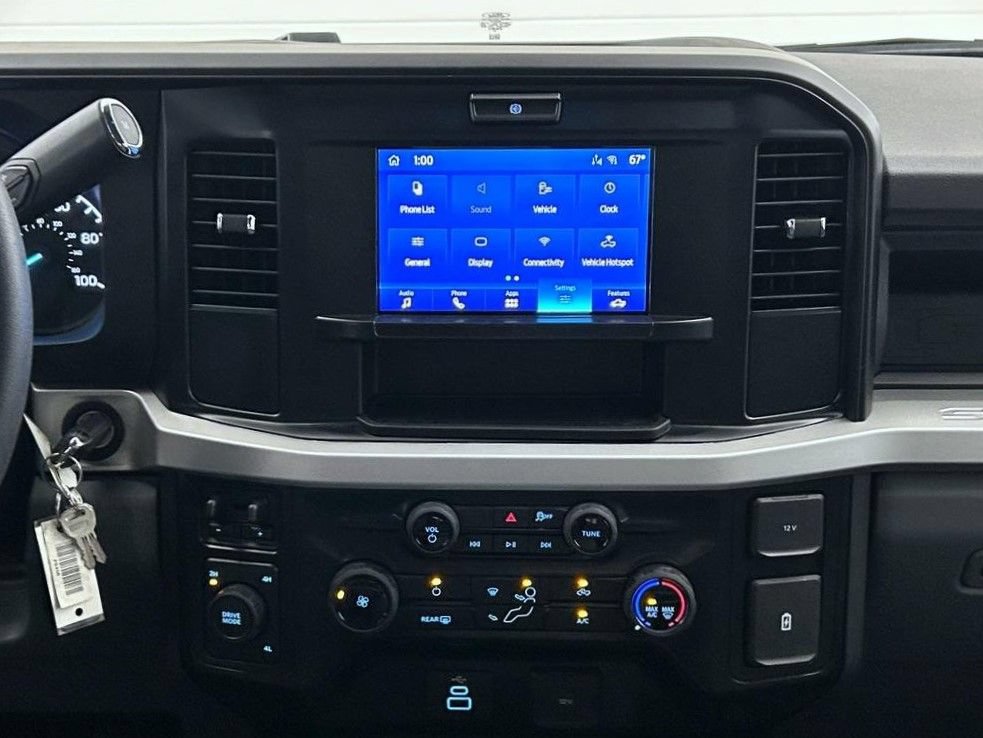 New 2026 Ford F350 XL AWD/4WD image 13