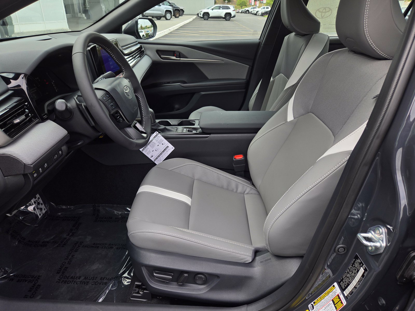 Certified 2026 Toyota Camry SE w/ Convenience Package FWD image 15