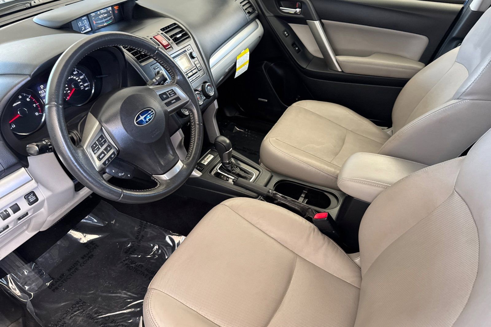 Used 2015 Subaru Forester 2.5i Touring AWD/4WD image 10