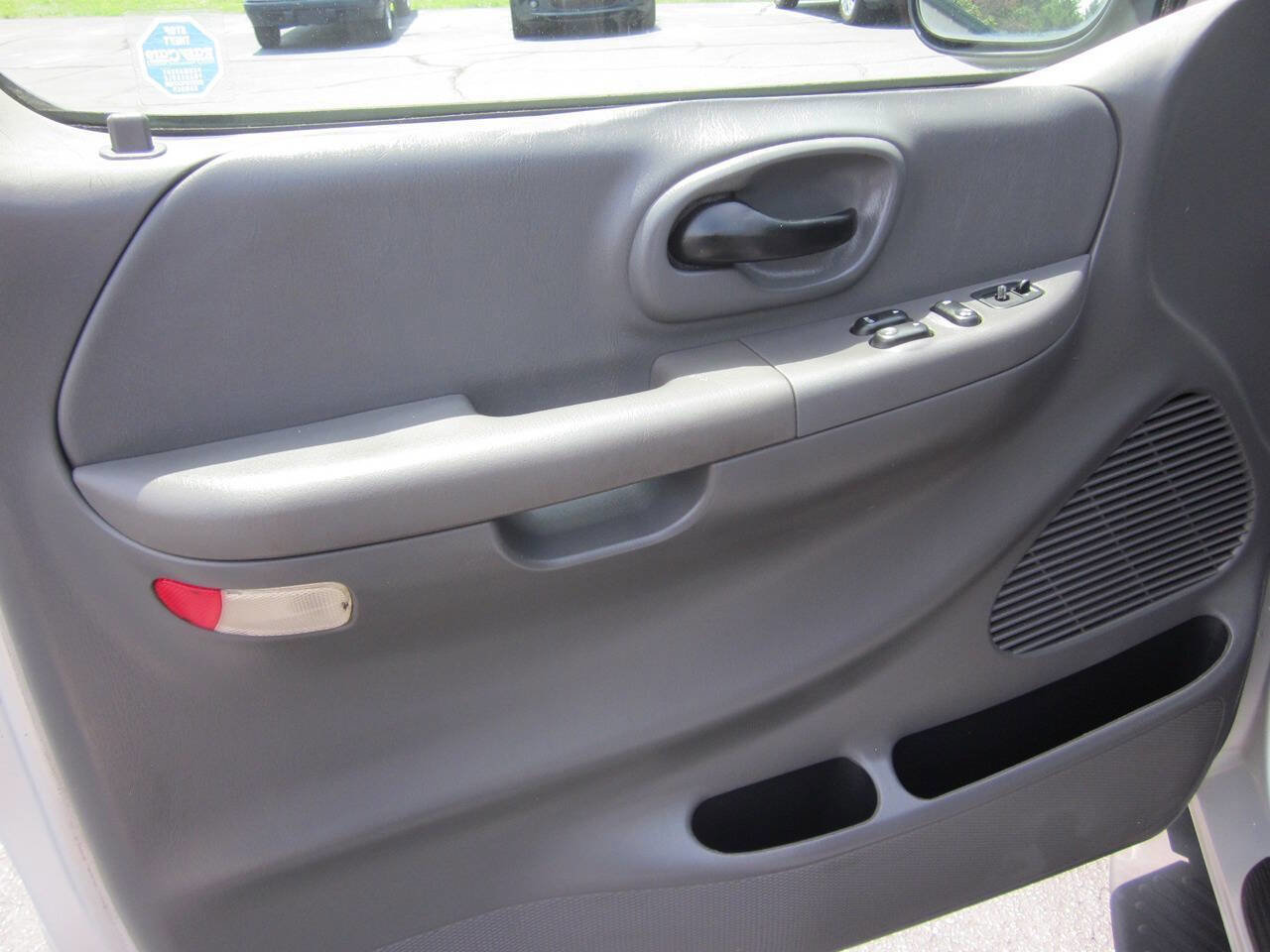 Used 2003 Ford F150 XLT RWD image 13