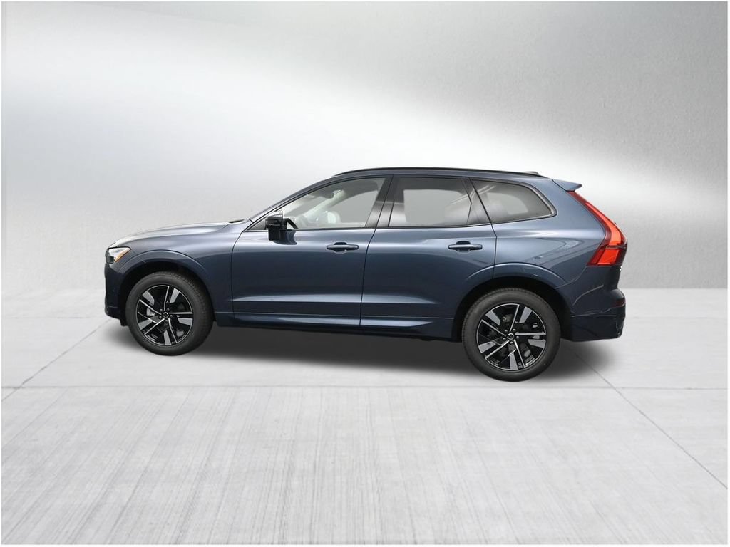 New 2026 Volvo XC60 B5 Plus AWD/4WD image 2