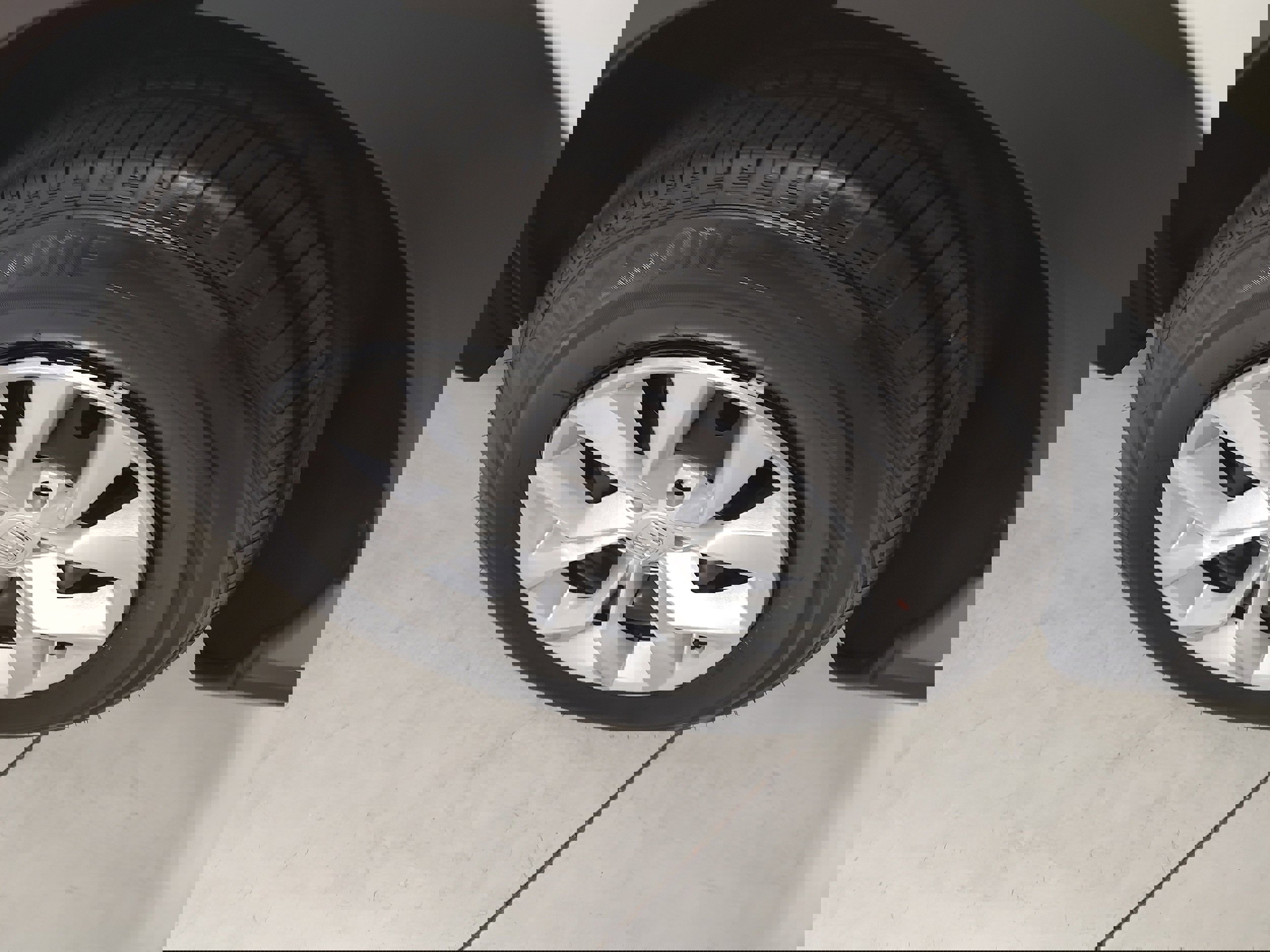 Used 2023 Honda CR-V LX image 14